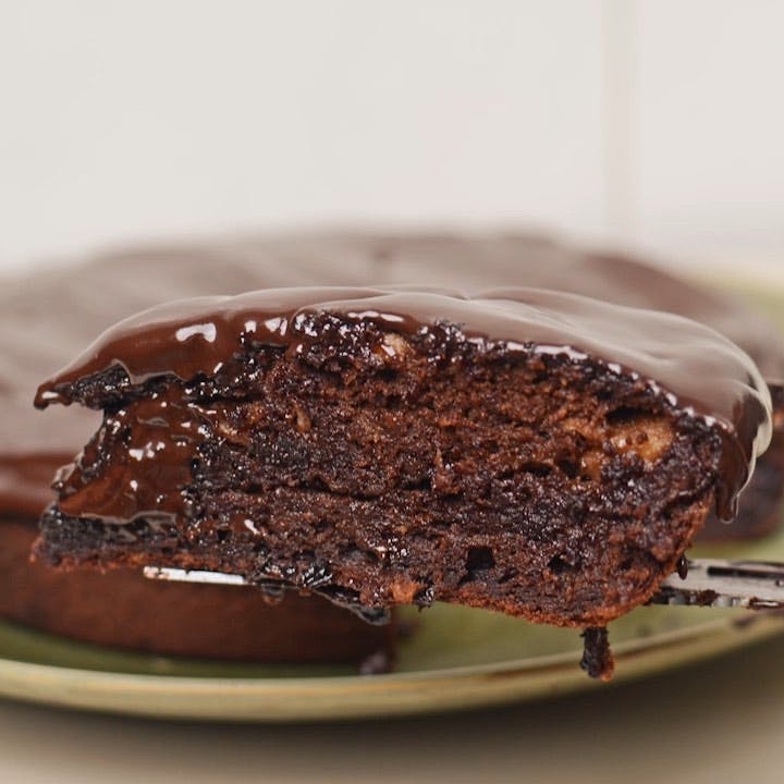 Kek Pisang Coklat menggunakan Periuk Nasi 🍌🍫🍰 thumbnail